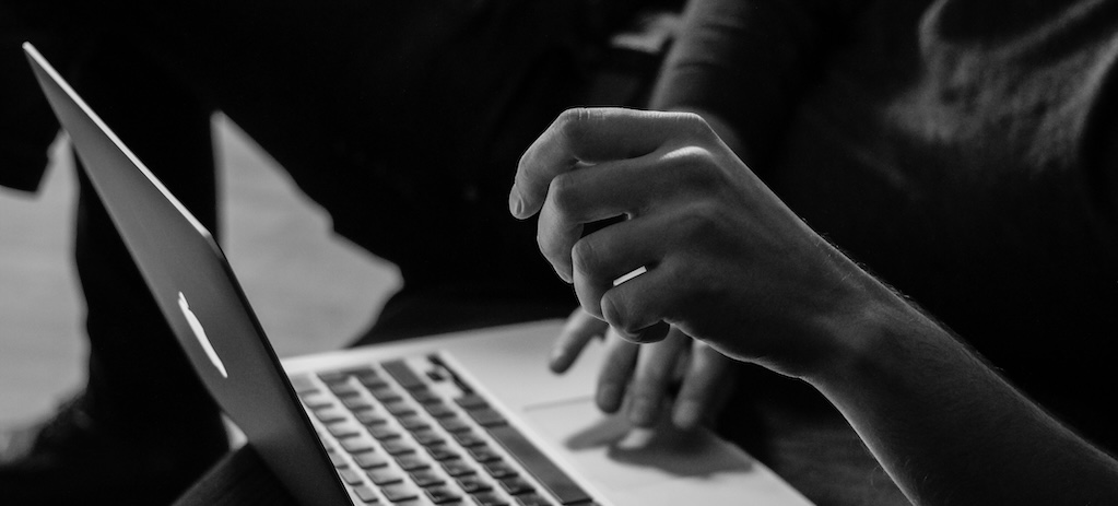 sergey-zolkin-_UeY8aTI6d0-unsplash